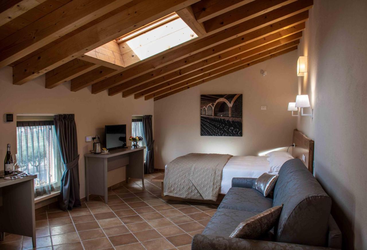 Agriturismo Relais La Casina Cavriana Exterior foto